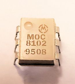 MOC8102