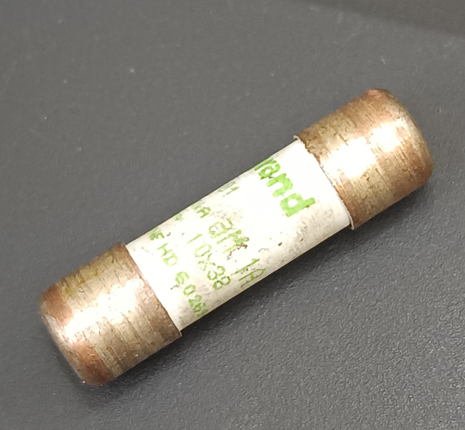 1.A 500.V AC (10x38.MM)