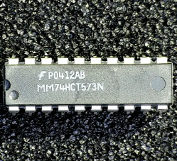 MM74HCT573N