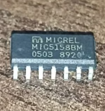 MIC5158